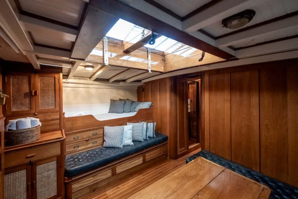 Wood-panelled cabin of So Fong